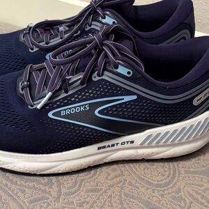 Brooks Beast GTS Dark Blue Running Shoes